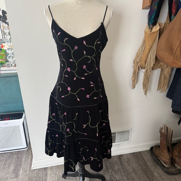 Vintage Betsey Johnson New York Rare 90s Fairy Velvet Midi Dress Floral 10  is available for purchase on au PAY Market - Imported Goods Online Store  Co.Ltd. | au PAY Market -